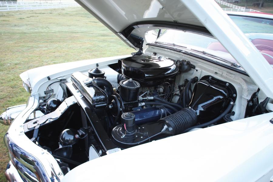  Cadillac Eldorado Convertible 1953 года  (фото 21 из 39)